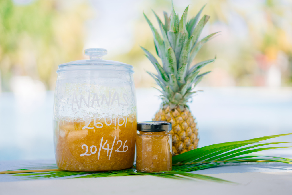 Pineapple (Ananas) Crufiture